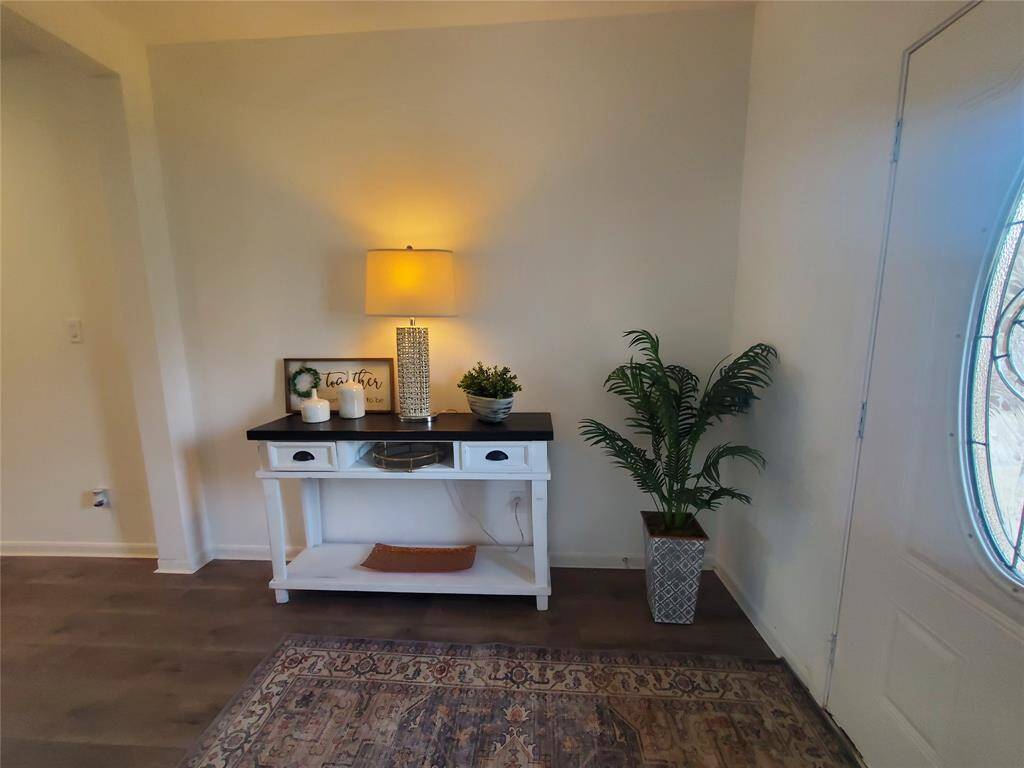 Entry way