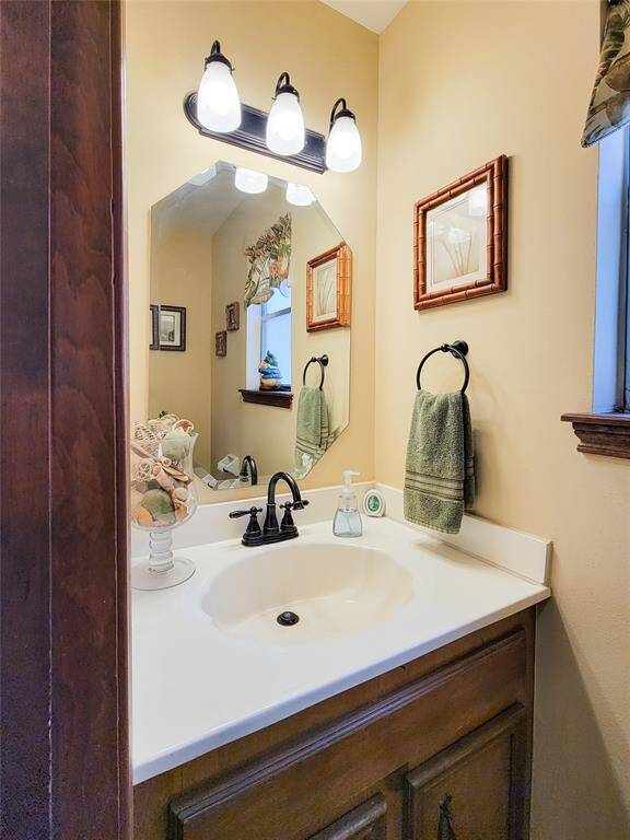 Powder room