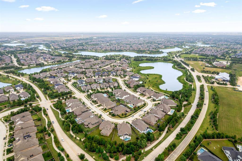 Drone view of the surrounding Bridgeland Parkland neighborhood - lakes and walking paths provide a great outdoor lifestyle.