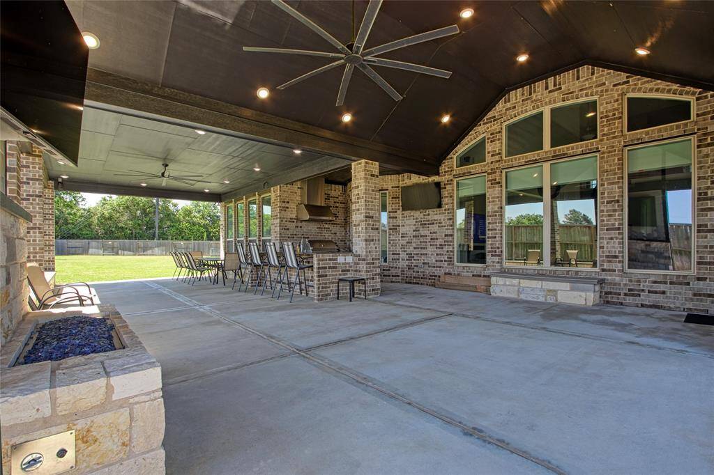 An alternate view of the large outdoor entertaining area.