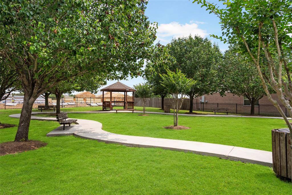 Take an evening stroll through out the community park area nearby! Relax on the benches and admire the trees, or have a fun picnic!