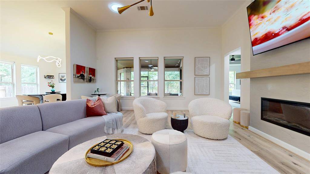 Spacious living area