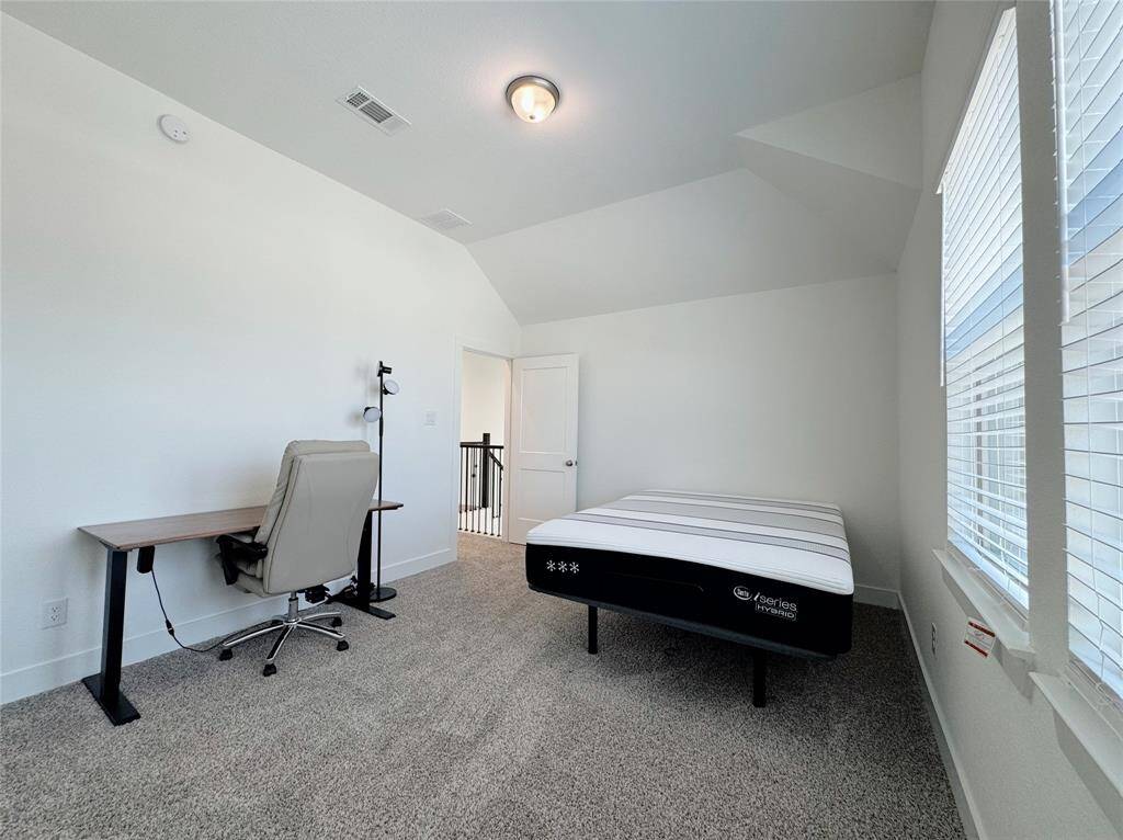Secondary Bedroom B