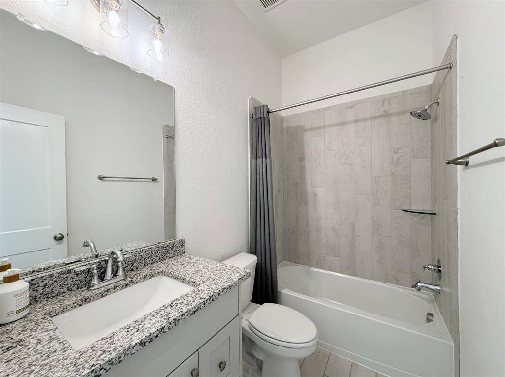 Secondary Bathroom B