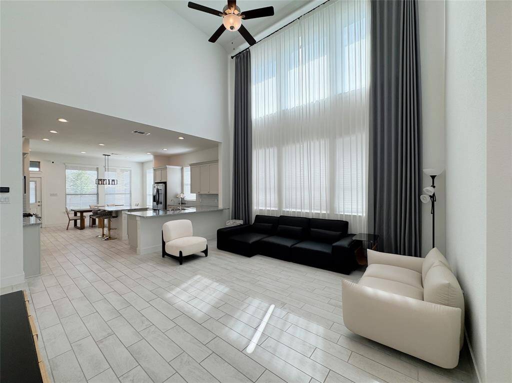 Spacious Living Room