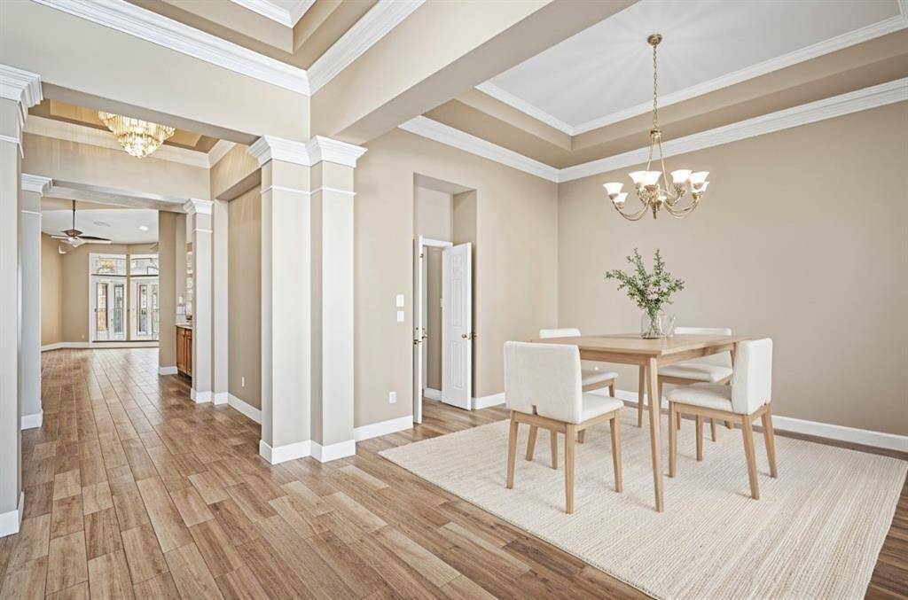 ***Vitually staged to show the rooms potential when furnitures are added***