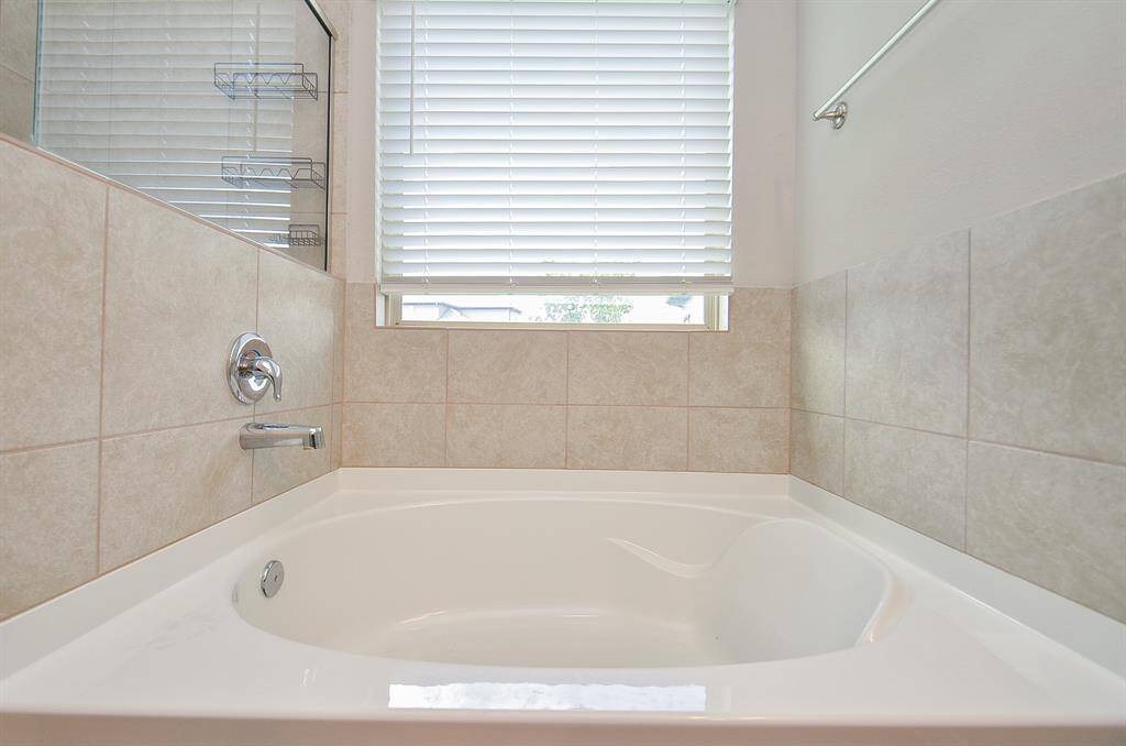 Choose a long lazy soak, or a quick refreshing shower after move in day comes to an end!