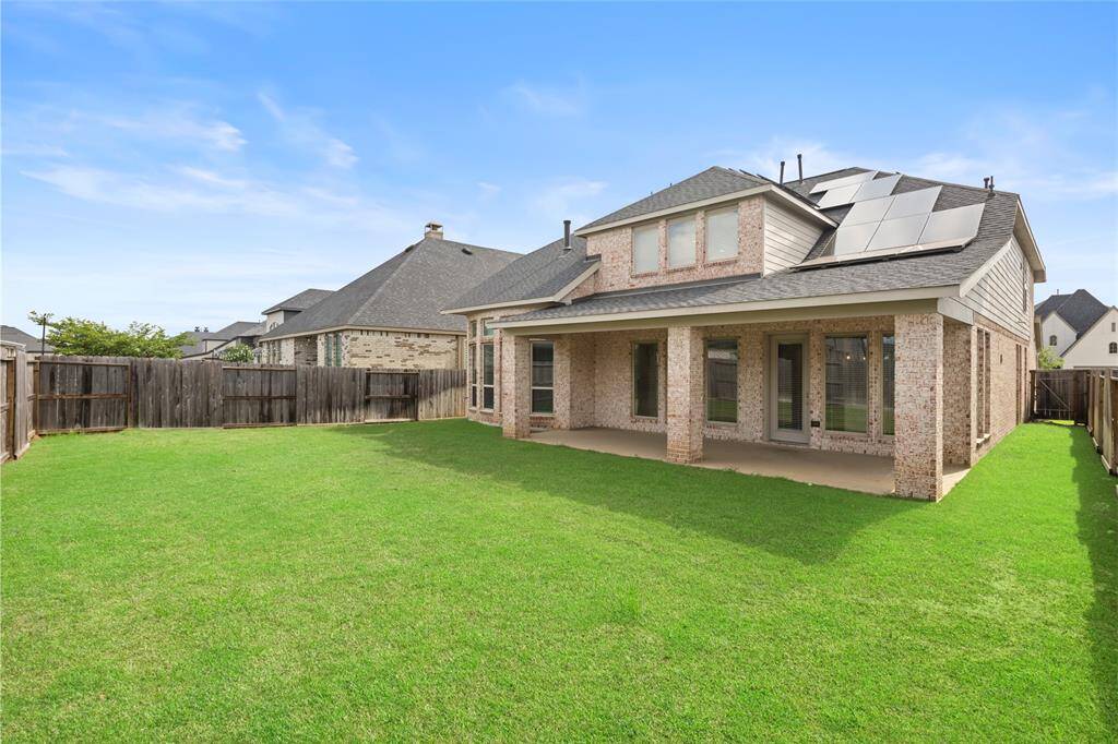 Backyard big enough for a pool