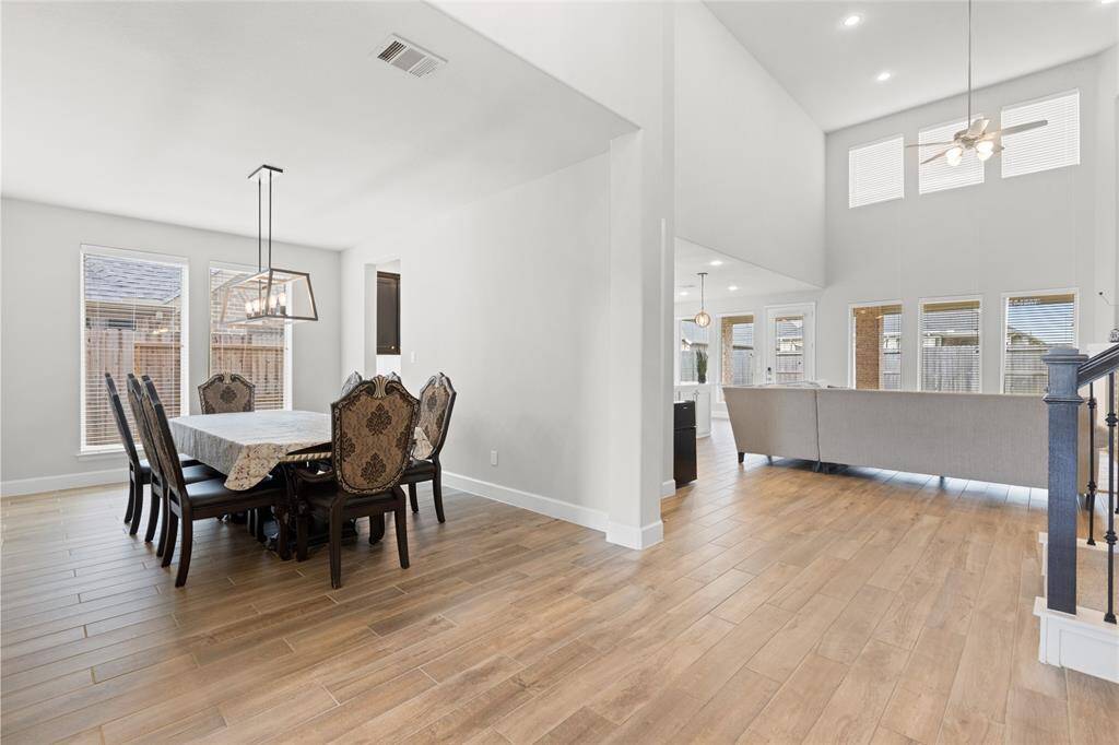 Formal Dining