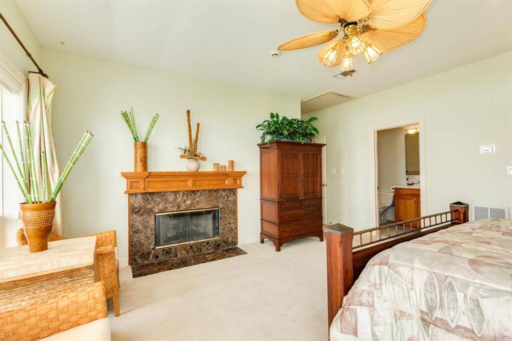 Another view of the 2nd bedroom.