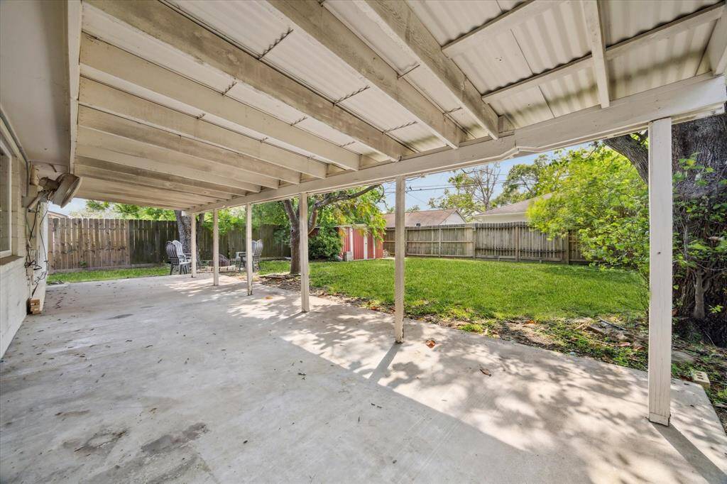 Covered patio