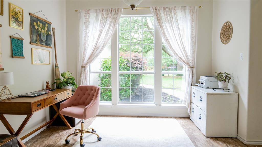 TO THE RIGHT OF THE ENTRY IS THE FORMAL DINING OR STUDY. THIS ROOM OVERLOOKS THE FRONT OF THE HOUSE