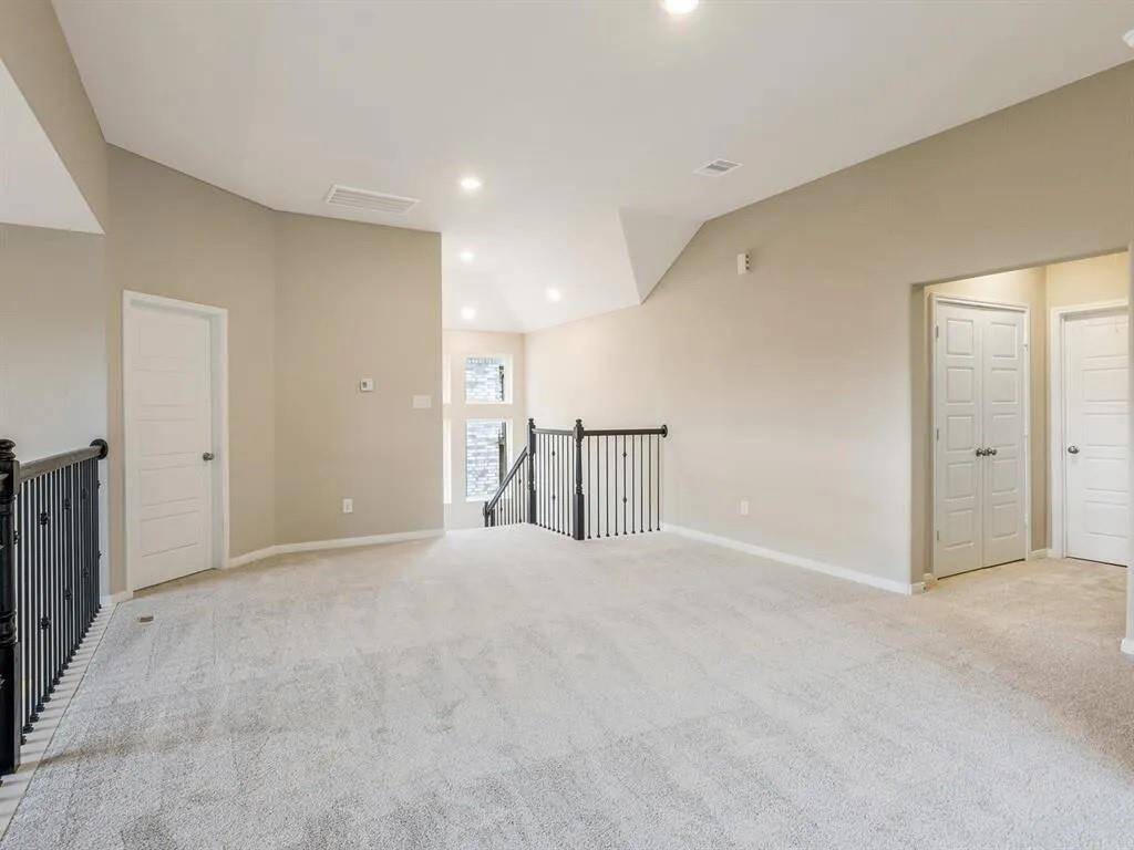 Master Bedroom (virtually staged)