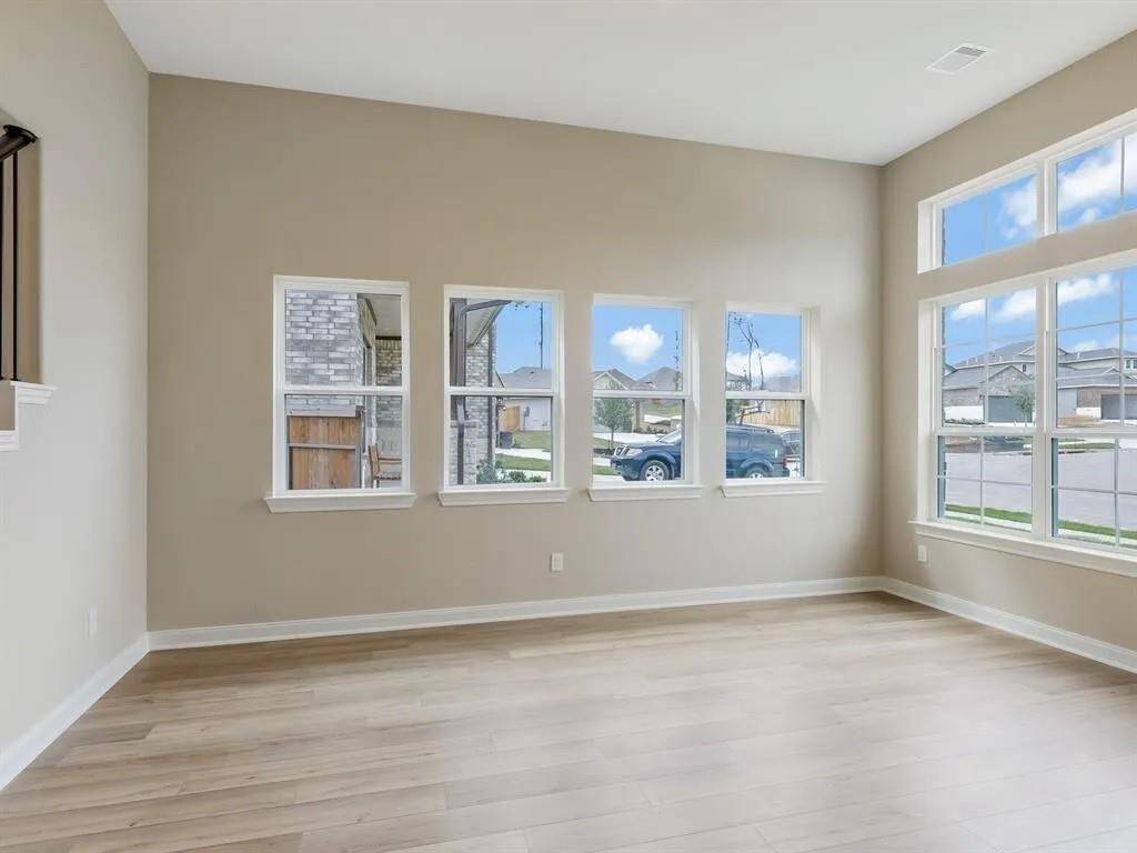 Home Office/Dining Room