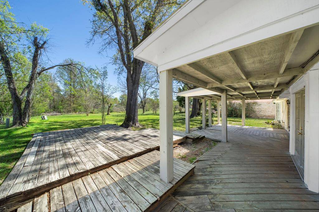 Back patio with deck