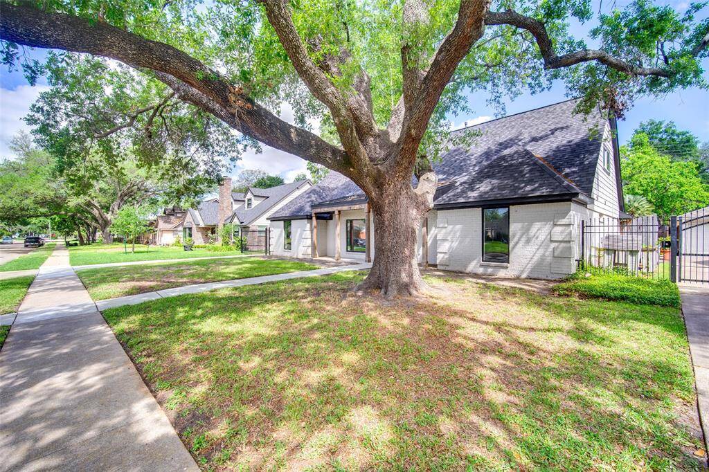 Beautiful home & neighborhood.