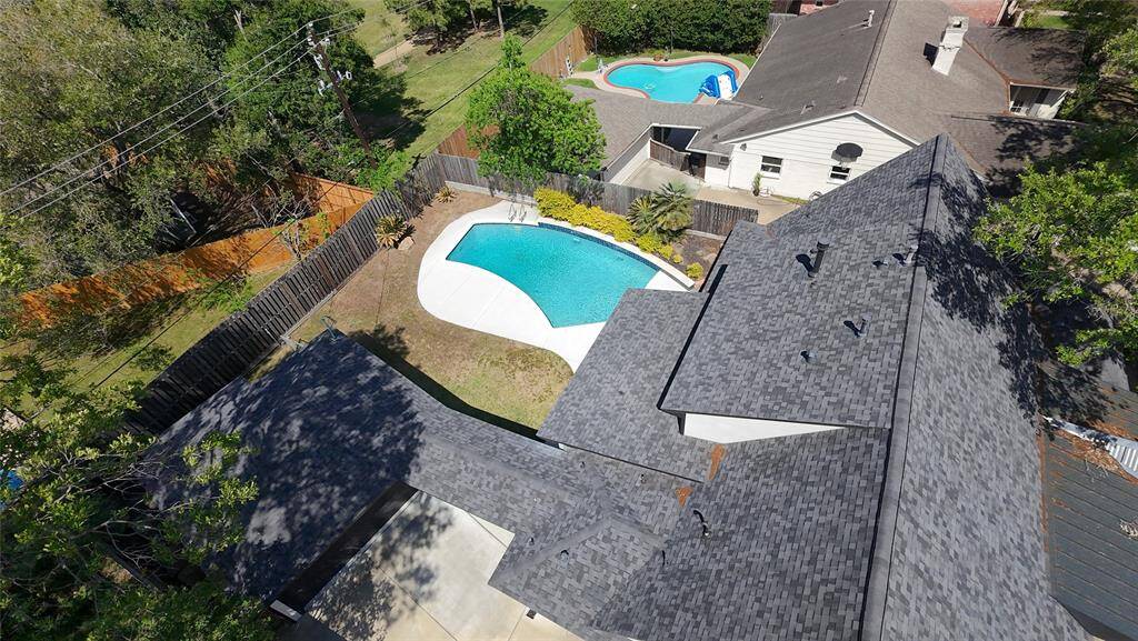 Roof is barely 3 years old.