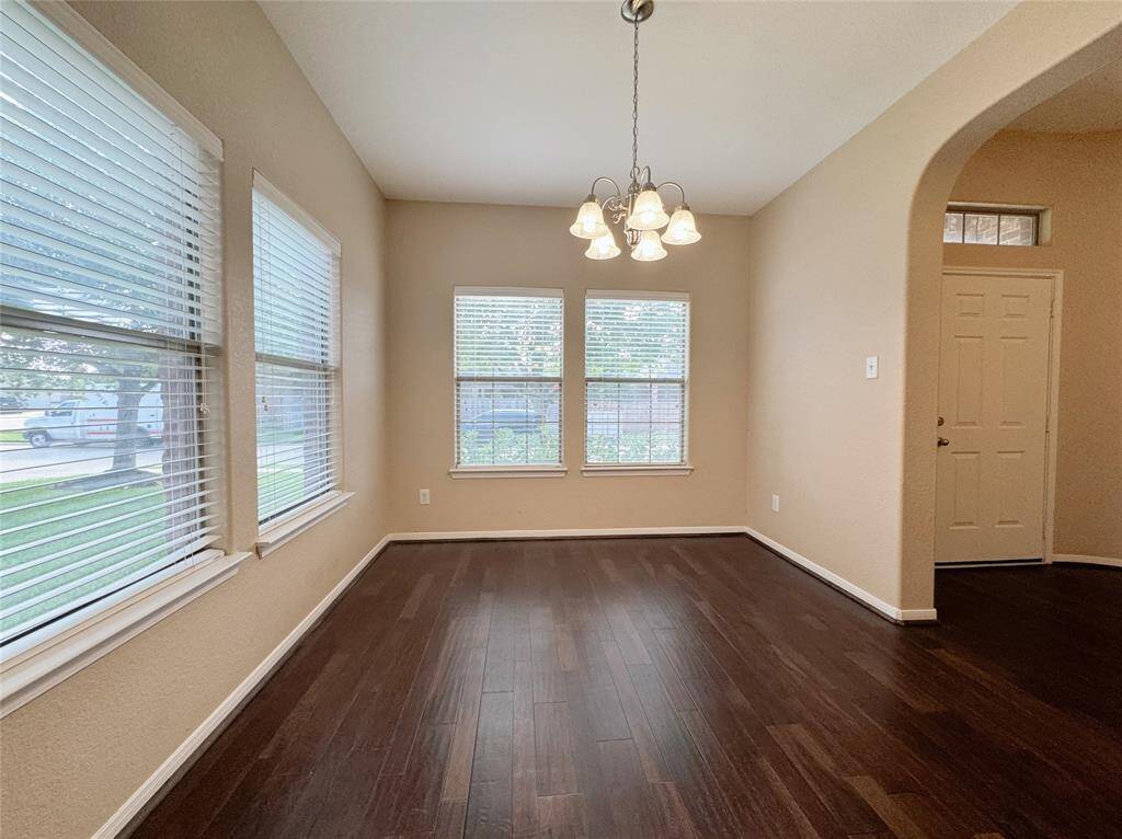 Formal Dining
