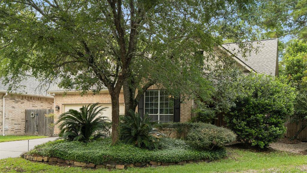 Welcome to 86 Shannon Green Court, The Woodlands, TX