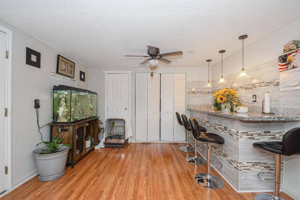 Closer view of breakfast bar area.