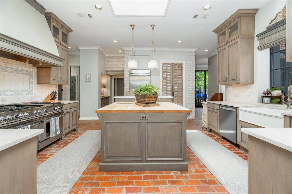 A home rich in history and functional for the modern family!
