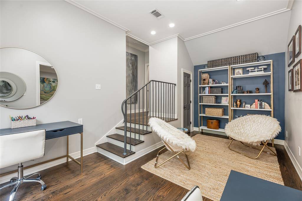Upstairs Sitting Area!