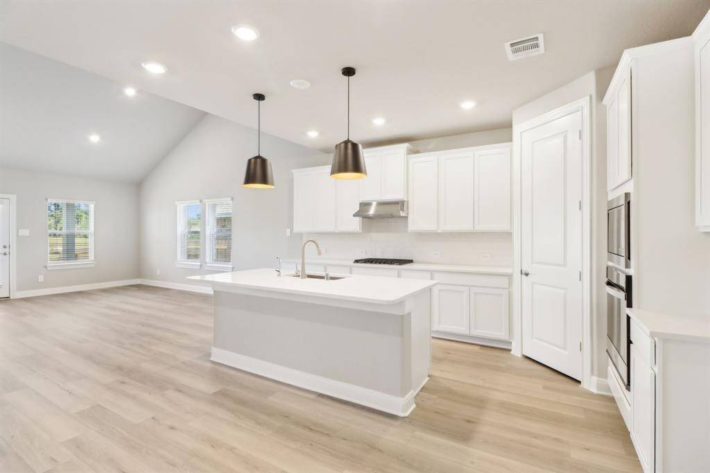 Photo is not of the actual home but is an inspirational photo of builder’s model home and may depict options, furnishings, and/or decorator features that are not included.