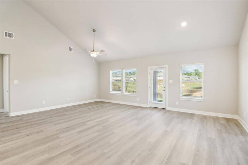 Photo is not of the actual home but is an inspirational photo of builder’s model home and may depict options, furnishings, and/or decorator features that are not included.