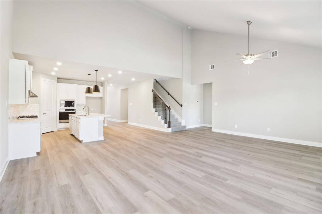 Photo is not of the actual home but is an inspirational photo of builder’s model home and may depict options, furnishings, and/or decorator features that are not included.