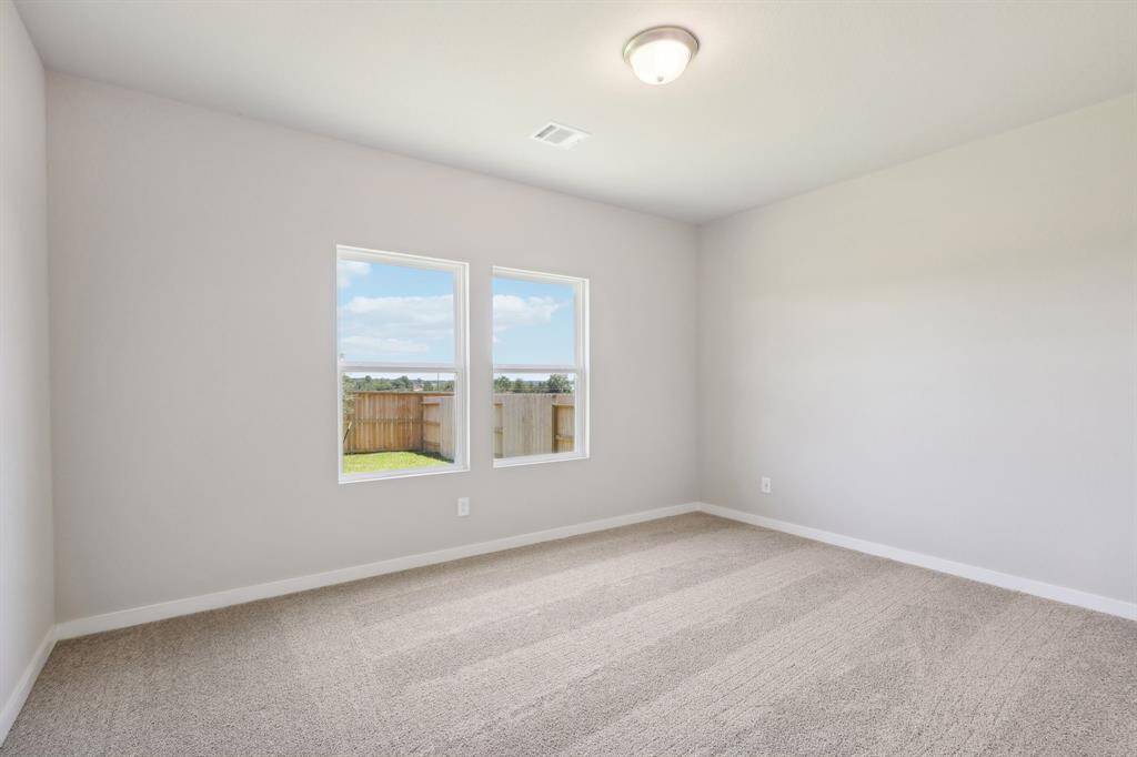 Photo is not of the actual home but is an inspirational photo of builder’s model home and may depict options, furnishings, and/or decorator features that are not included.