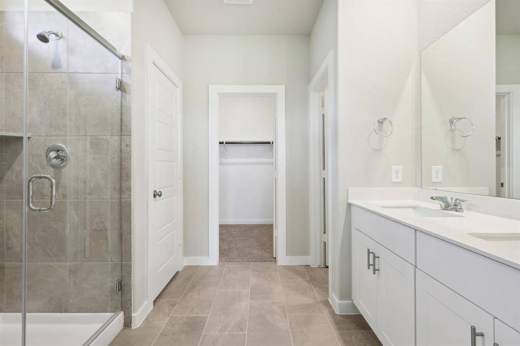 Photo is not of the actual home but is an inspirational photo of builder’s model home and may depict options, furnishings, and/or decorator features that are not included.