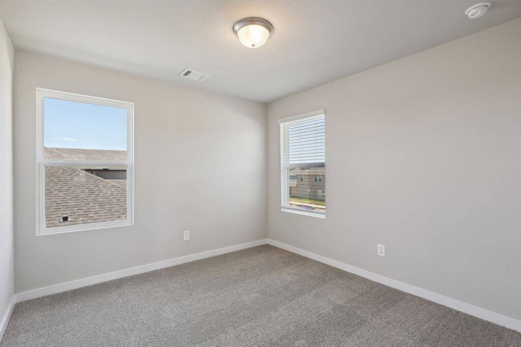 Photo is not of the actual home but is an inspirational photo of builder’s model home and may depict options, furnishings, and/or decorator features that are not included.