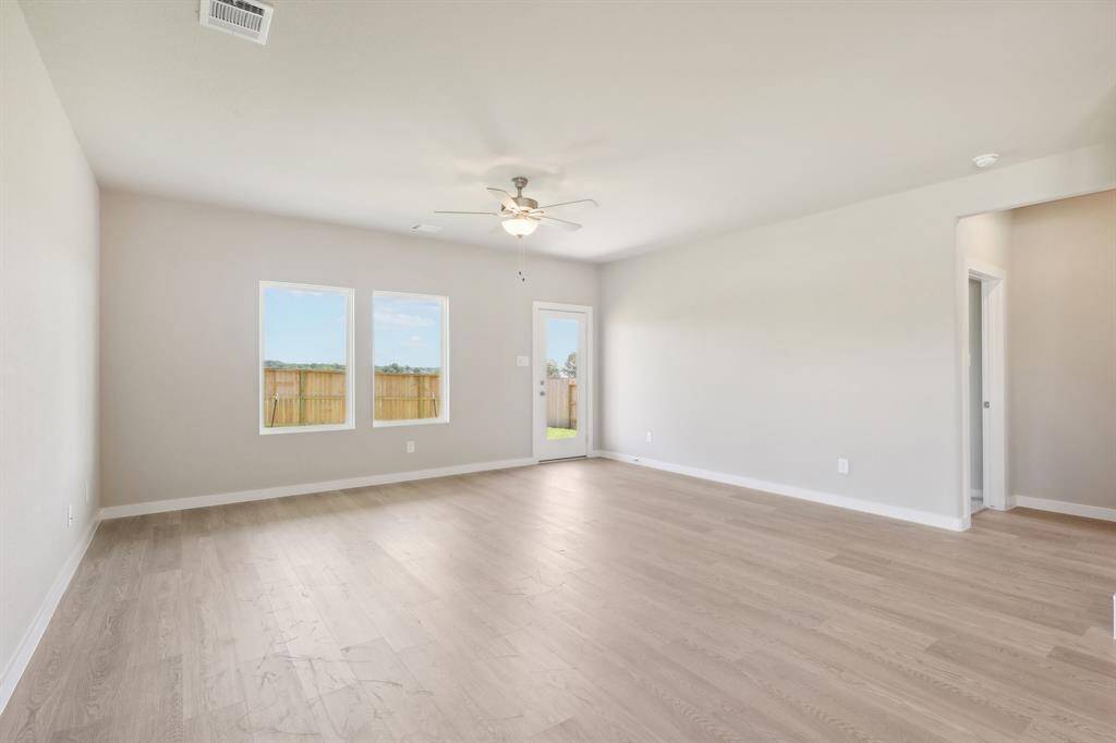 Photo is not of the actual home but is an inspirational photo of builder’s model home and may depict options, furnishings, and/or decorator features that are not included.