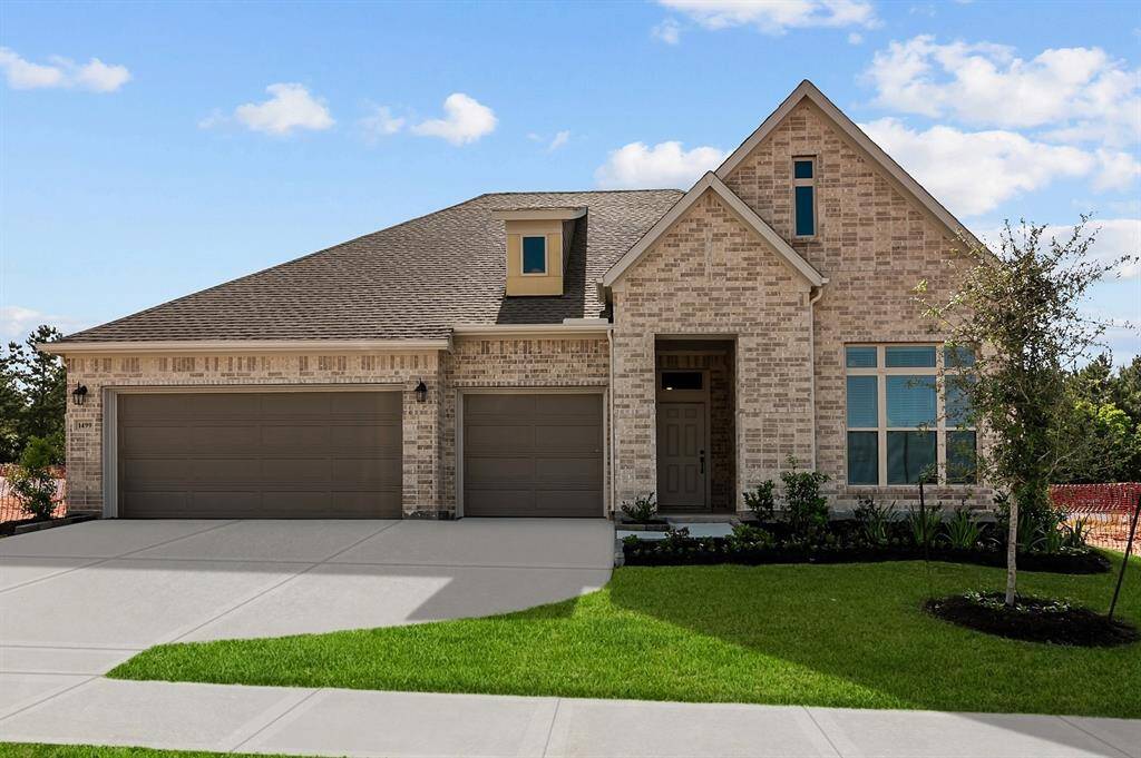 Welcome to The Ortega by David Weekley Homes. Move-In-Ready Now!