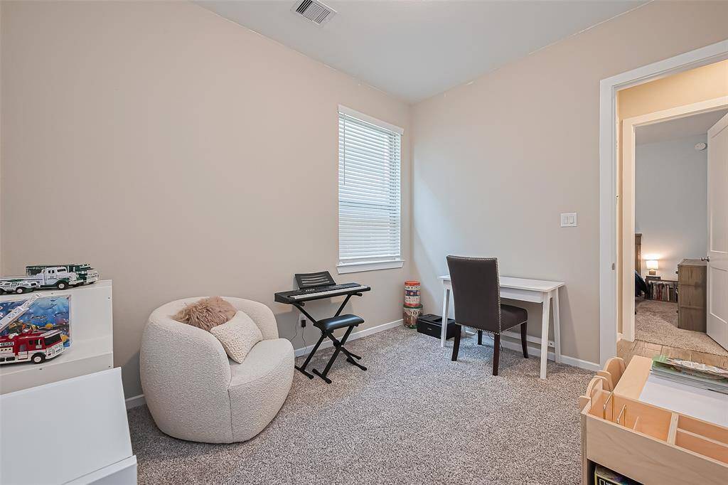 secondary bedroom