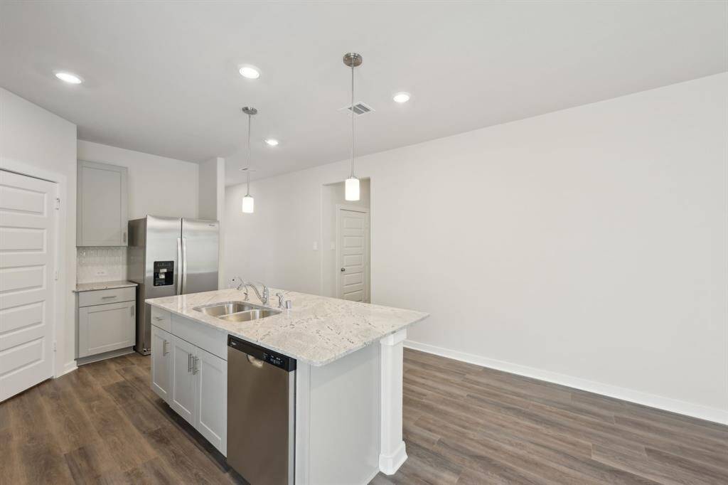 Photo is not of the actual home but is an inspirational photo of builder’s model home and may depict options, furnishings, and/or decorator features that are not included.