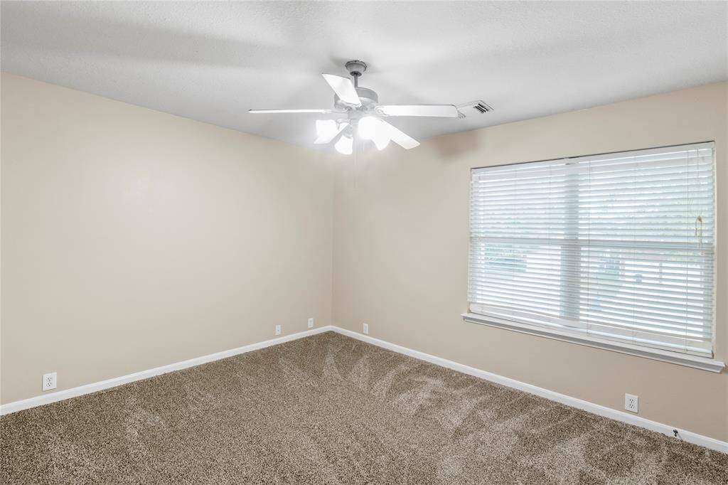 Upstairs Bedroom 4