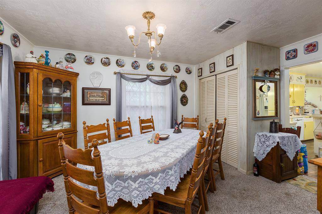 Formal dining