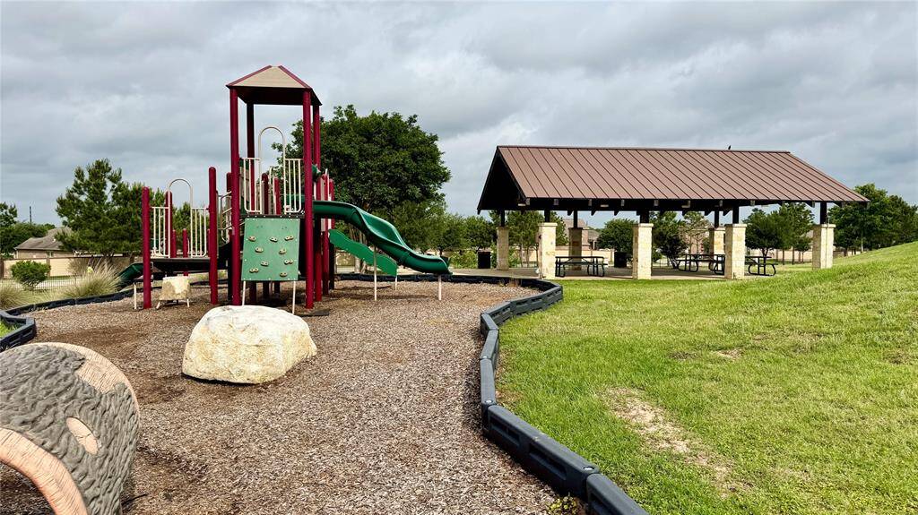 Neighborhood Amenity