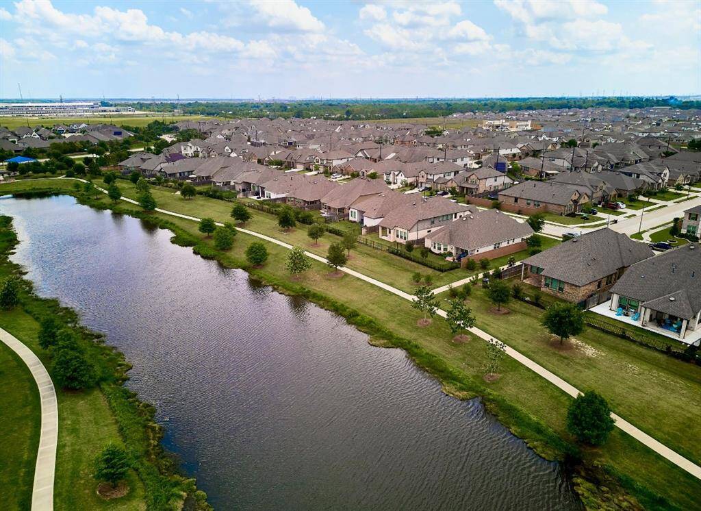 Indulge in resort-style living with a pool, fitness center, tennis courts, and scenic parks and trails.