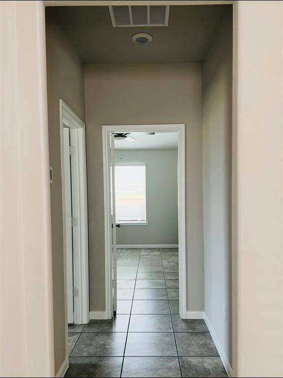 It’s perfect for birthdays, baby showers, or that spontaneous karaoke night you've always dreamed of hosting.