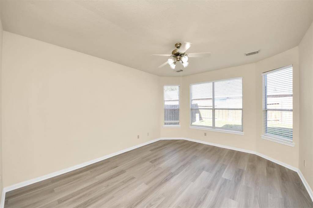Primary bedroom on 1/F