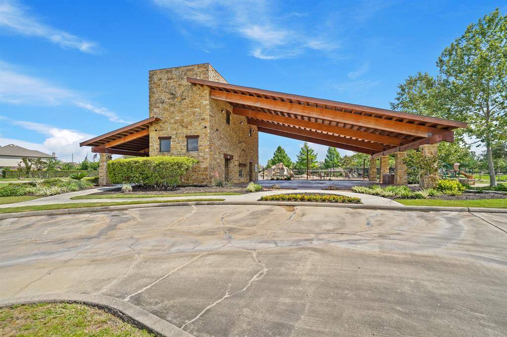 Sedona Lakes community recreation center
