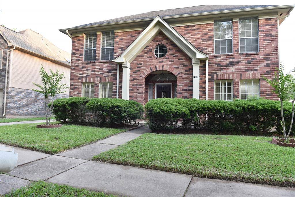 two story large 4 bed room