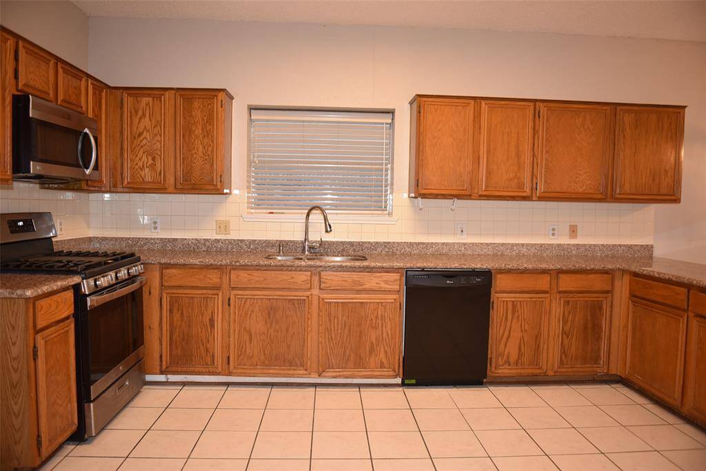 many cabinets