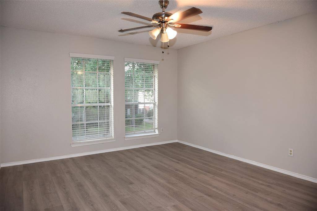 detached garage with long drive way.