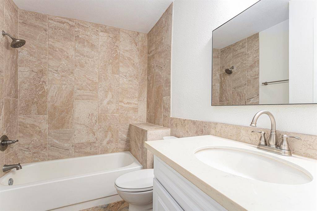 Secondary Full bathroom