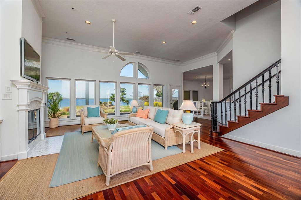 Living area- virtually staged
