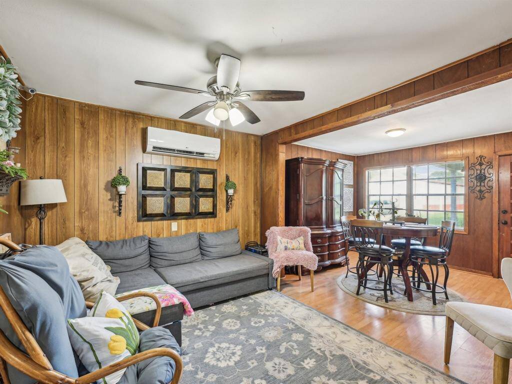 This Living area has ample space for larger furniture!
