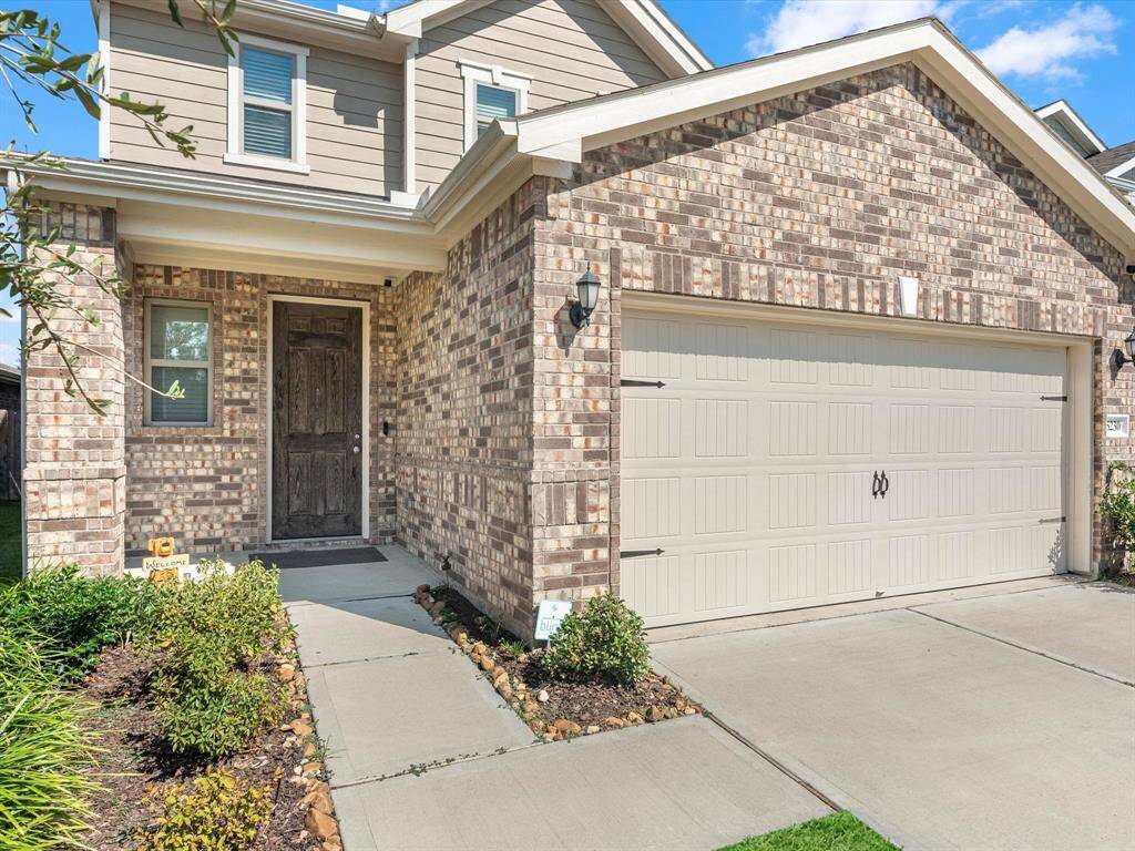 2-Car Garage & no rear neighbors!